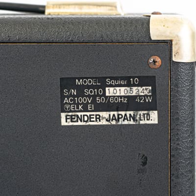 Fender SQ-10 Practice Combo Amp w/ Black Tolex, Vintage Aesthetic image 5