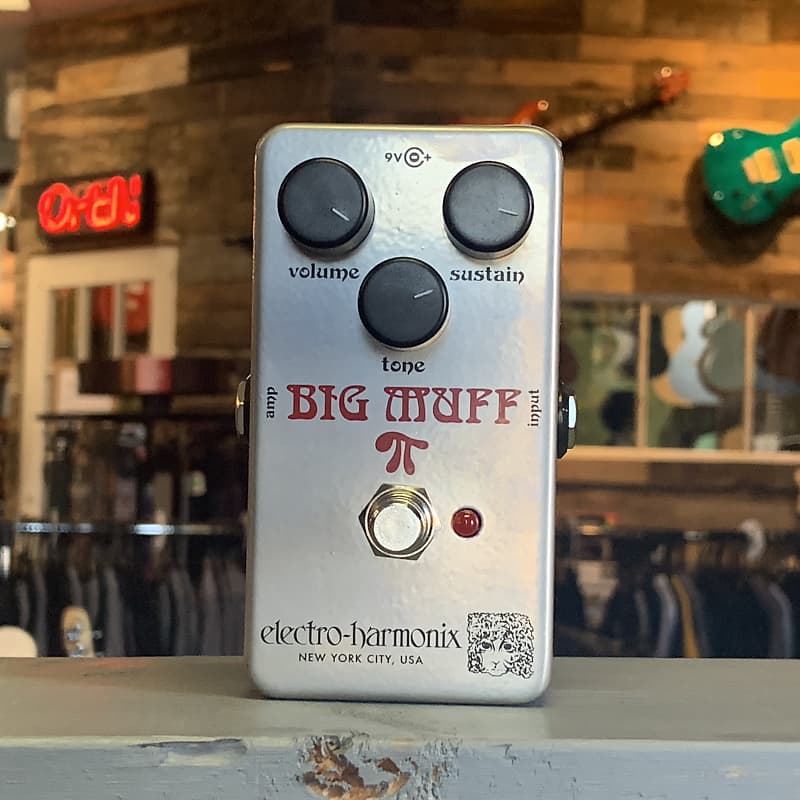 Electro-Harmonix Ram’s Head Big Muff Pi