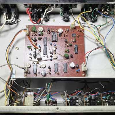 Korg Model EM-570 Echo Mixer(MN3005 Delay), serviced