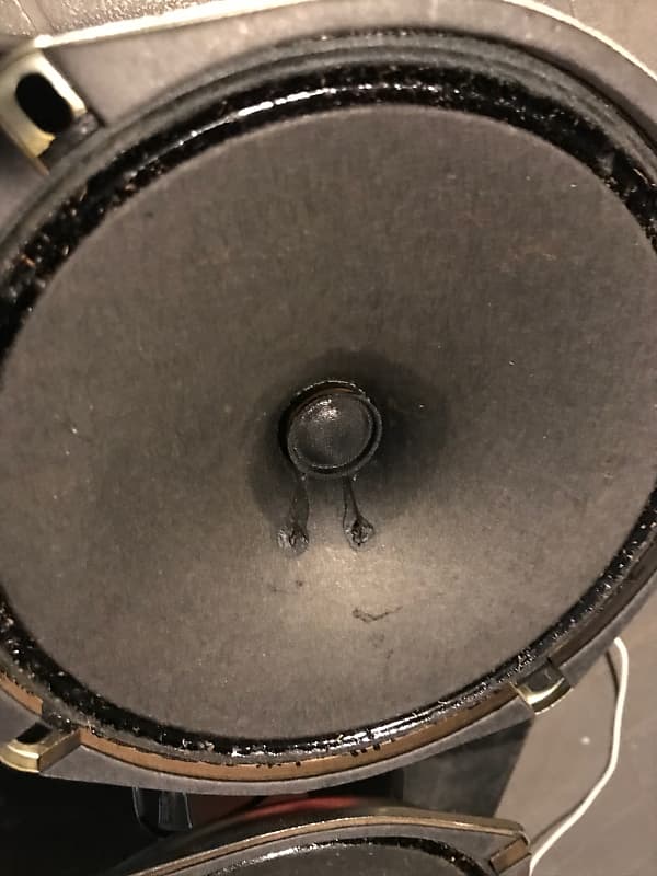 Sonics AS-330 Midrange (2) and Tweeter (2) Speakers/Drivers Sonics AS-330 Midrange (2) and Tweeter (2) Speakers/Drivers