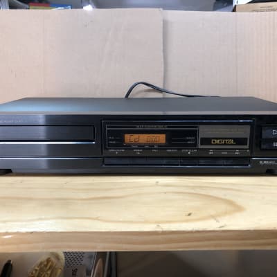 Sharp DX-677 Audio CD Player - Japan Made - Tested image 4