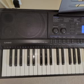 Casio WK-500 Keyboard Synthesizer, Excellent Condition, stand