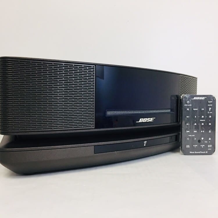 Bose Wave SoundTouch music system IV with WIFI, Bluetooth and Apple Airplay  2 dock