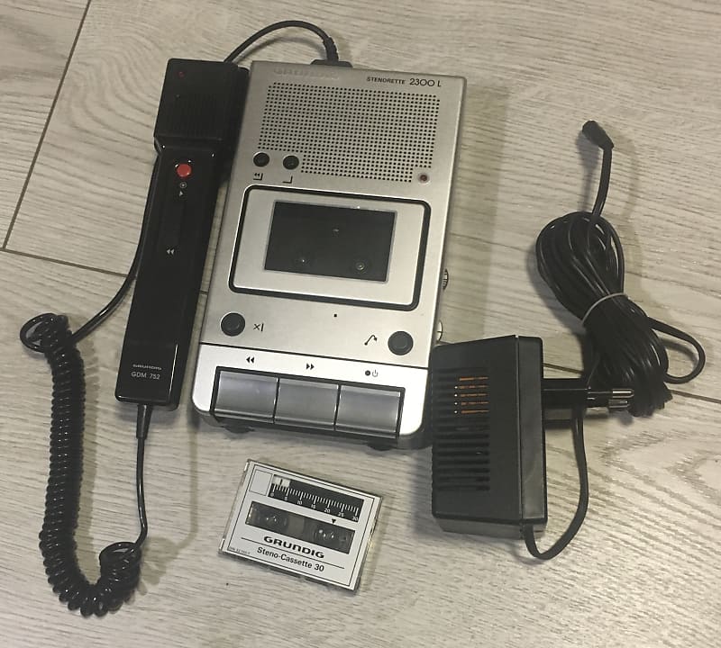 Vintage Silver Mini Cassette recorder (Grundig Stenorette 2300)