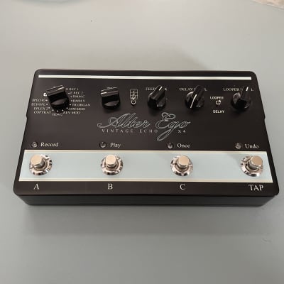 TC Electronic Alter Ego X4 Vintage Delay & Looper