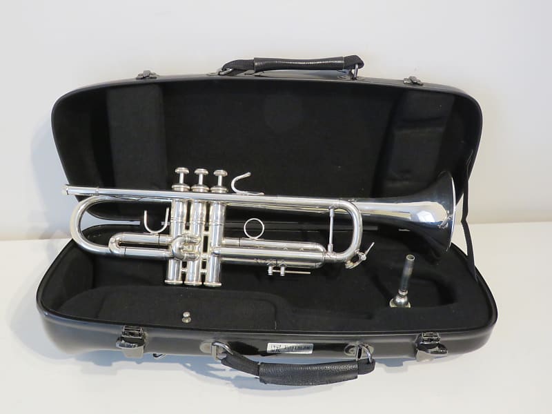 Bach Stradivarius Model 37 Silver Plated Trumpet ML - Great | Reverb