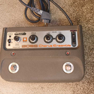Boss CE-1 Chorus Ensemble | Reverb Canada