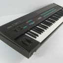 Yamaha DX7  "Special Edition" Digital FM Synthesizer w/ Green LCD display + New battery