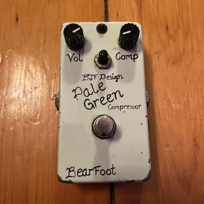 Bearfoot FX Putting Green Compressor - ( Inspired by Pale Green