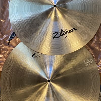 Zildjian 20" A Concert Stage Orchestral Cymbals (Pair) Traditional image 1