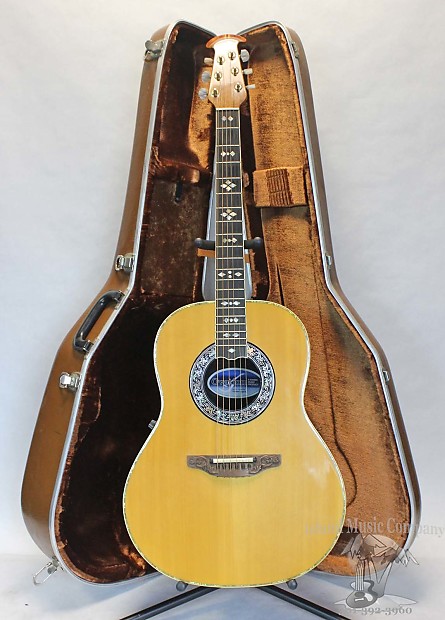 Ovation 1719 Custom Legend Made in the USA Acoustic Guitar Natural Finish  with Hardshell Case