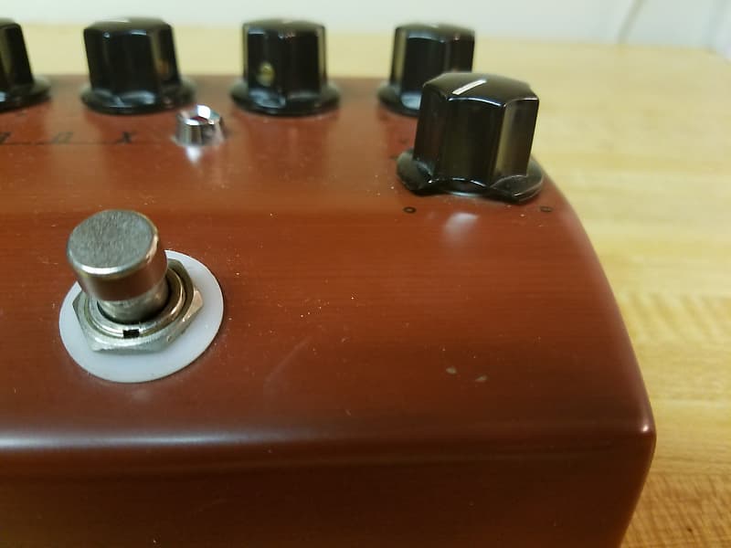 ジャンク品】Levana Studio Box ギターエフェクター プリアンプ