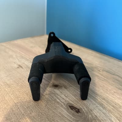 Fretfunk Picture Rail Guitar Hanger Reverb UK