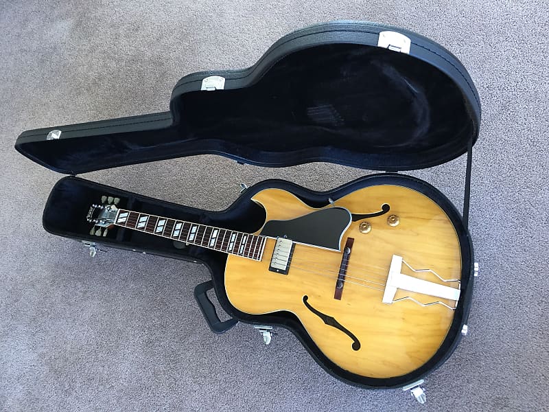 2015 Archtop Tribute AT-102 - Natural