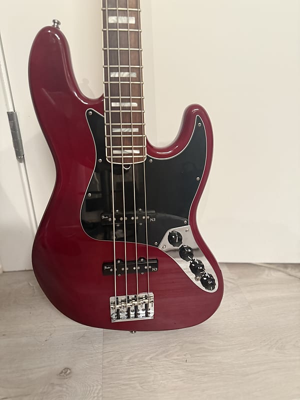 ベース Fender American Deluxe Jazz Bass FSR Fender American Deluxe Jazz Bass 3-Tone Sunburst (2003