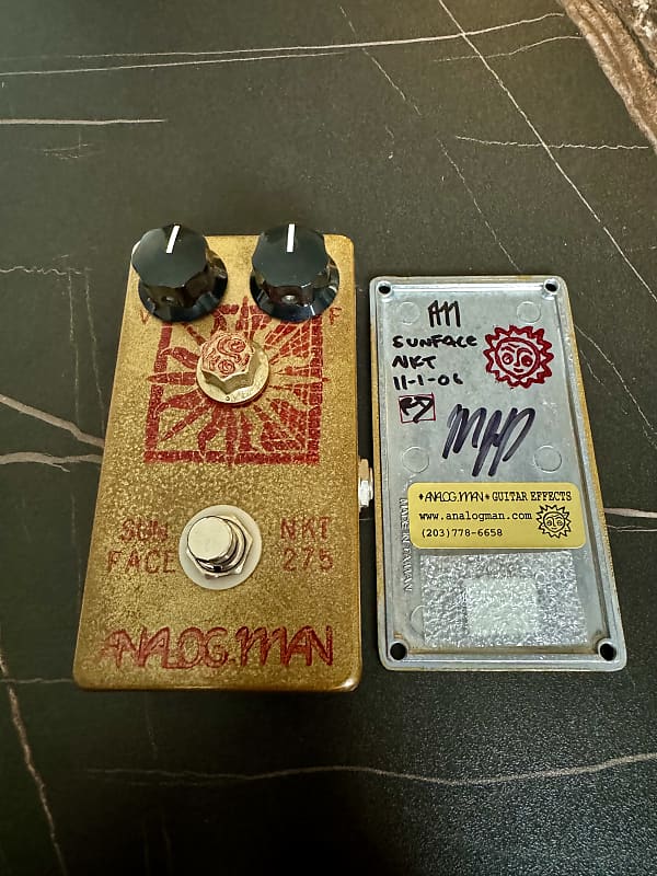 Analogman Sun Face White Dot NKT 275 Germanium Fuzz with Sun