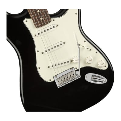 Fender Player Stratocaster 6-String Electric Guitar with Gig Bag