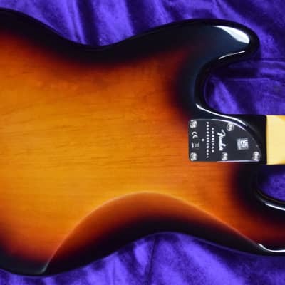 Fender AM Pro II Jazz (4), 3-Tone Sunburst / Rosewood. *Factory Cosmetic Flaw = Save $! image 5