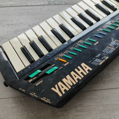 1987 Yamaha Japan SHS-10S Keytar ("Gui-Board") w/MIDI imagen 2