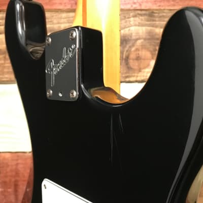 Fender USA Stratocaster MN Black Left-Handed 1991 image 12
