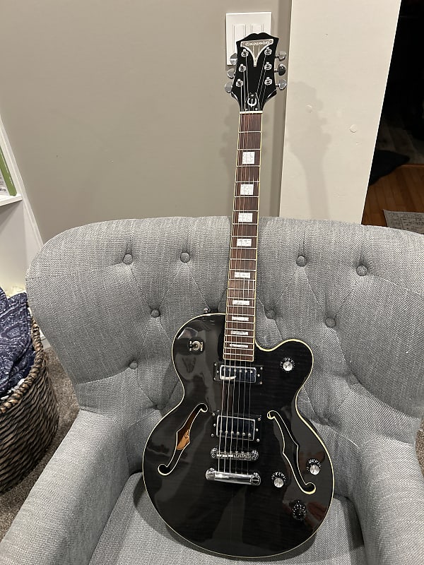 Epiphone ALLEYKAT エレキギター　ハードケース付 Epiphone ALLEYKAT エレキギター ハードケース付 Epiphone ALLEYKAT