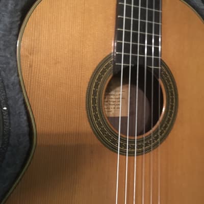Yamaha C-300 concert classical guitar 1970s Solid Spruce and rosewood back and sides image 5