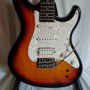 逸品　Fernandes RETROROCKET PRO サスティナー Fernandes Retrorocket Pro Guitar | zZounds