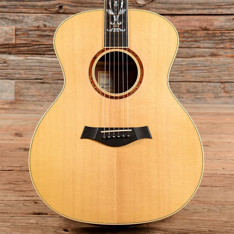 Taylor XXV-GA 25th Anniversary Sitka Spruce/Quilted Sapele