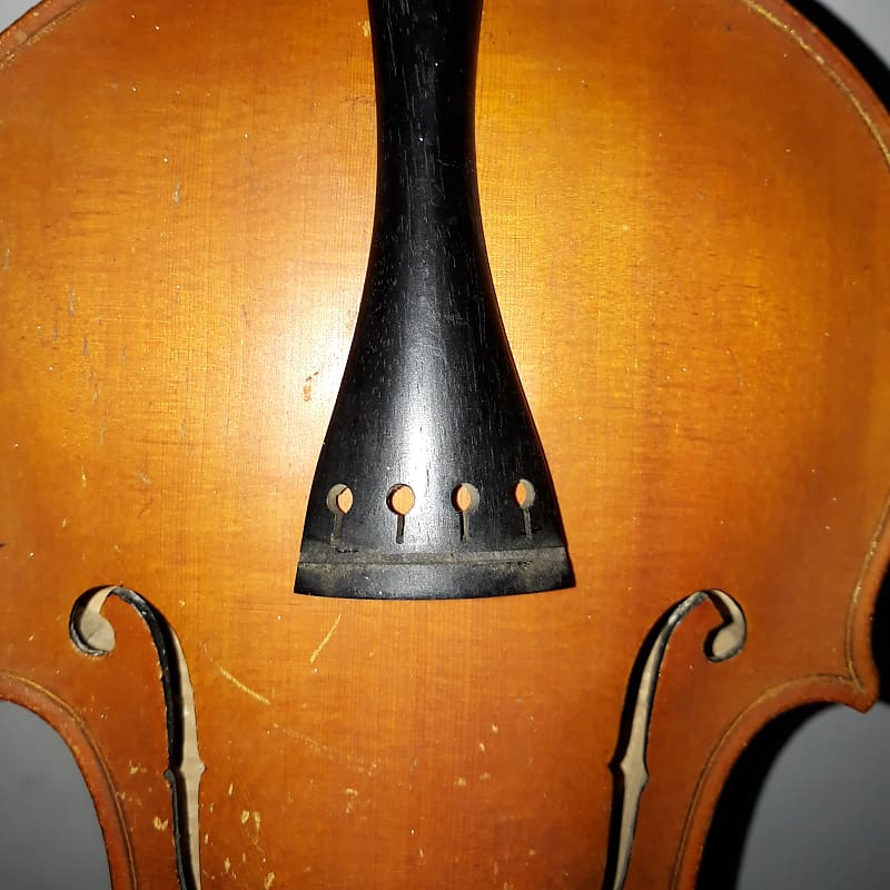3/4 Violin labelled 