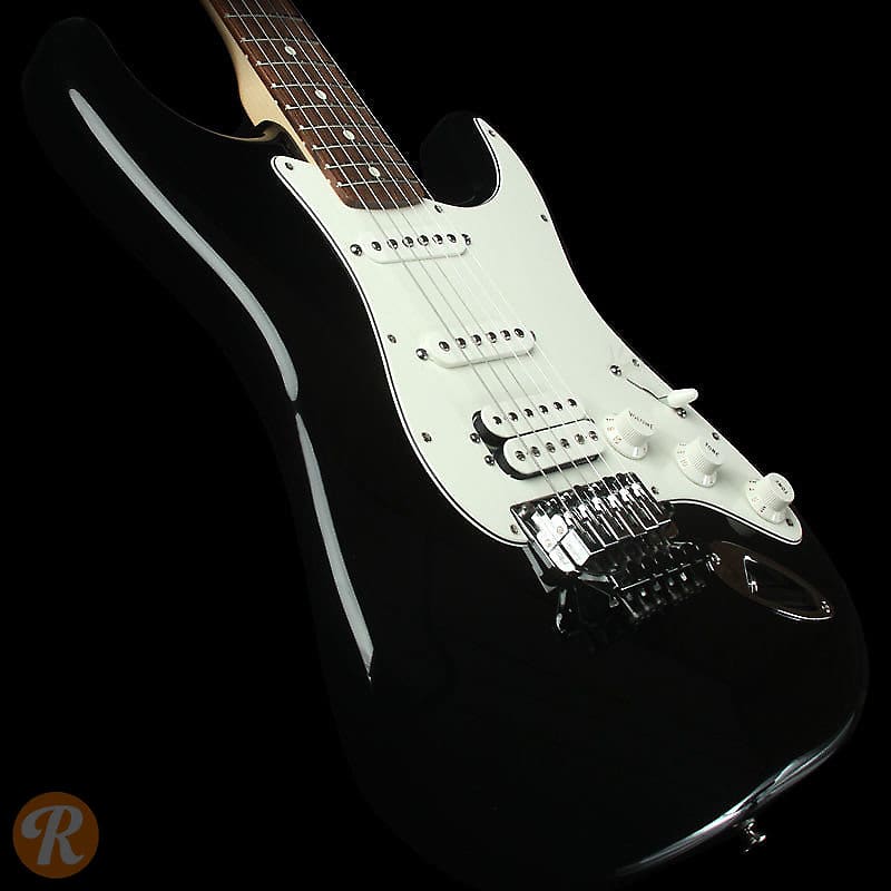Fender Standard HSS Stratocaster 2006 - 2017 image 7
