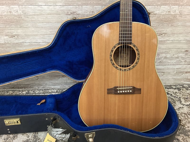 Used alvarez yairi guitars deals for sale