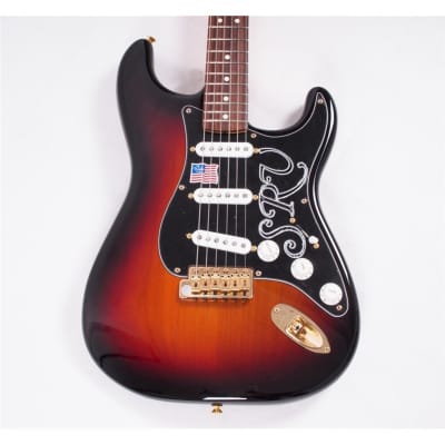 Fender Stevie Ray Vaughan Stratocaster, 3-Colour Sunburst image 3