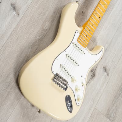 Fender American Custom Stratocaster Guitar, Maple Fingerboard Vintage Blonde NOS image 2