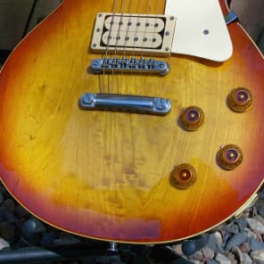 1980 Tokai Love Rock LS-50 <> RARE Old Sunburst (OS) Top Color <> Nearly 40 Year Vintage 'Old Wood' image 2
