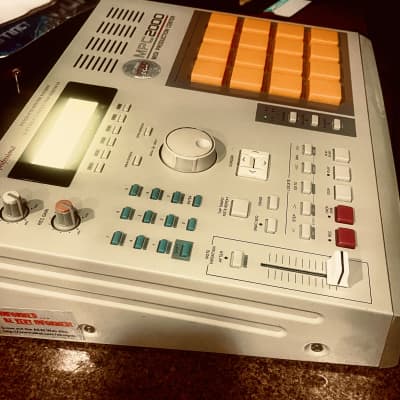 Akai MPC-4000 Loaded w/ 8 Analog Outs / 8 Adat / EFX | Reverb