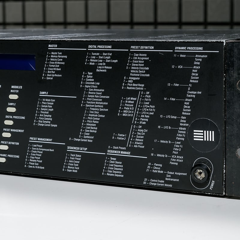 E-MU Systems Emax II Rackmount 16-Voice Sampler Workstation