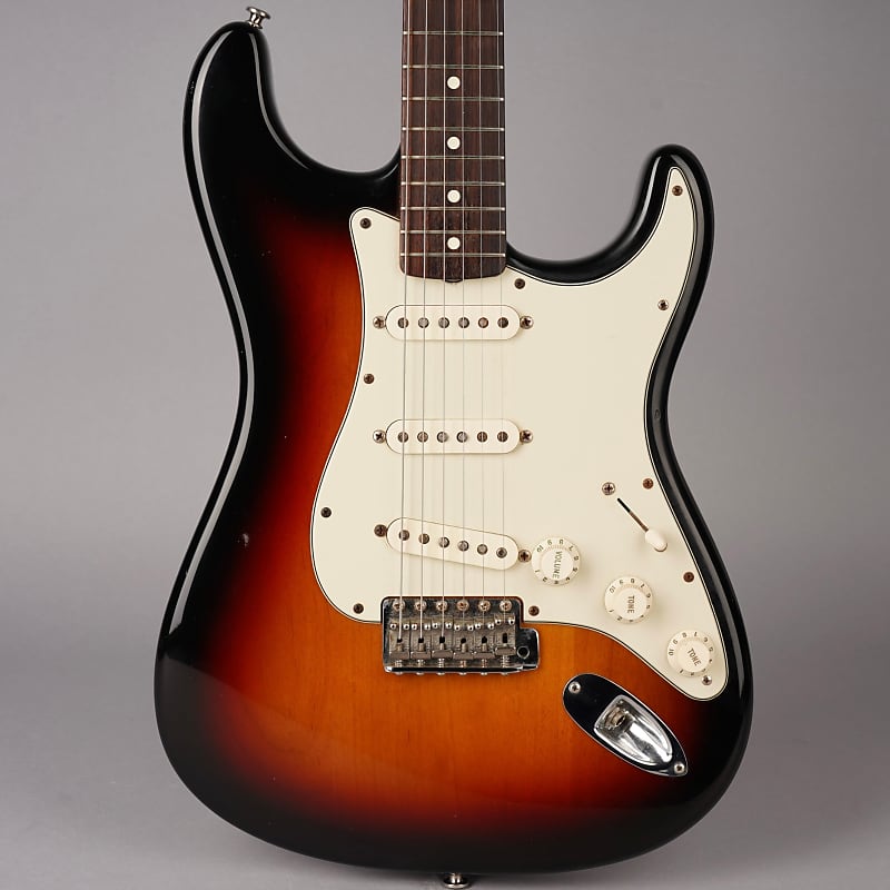 Fender American Vintage '62 Stratocaster 1990s | Reverb Canada