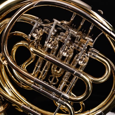 Conn 11DES Symphony Professional F/Bb Double French Horn, Screw-On Bell image 9