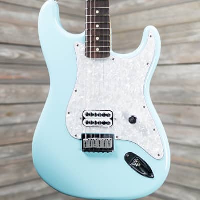 Fender Limited Tom Delonge Stratocaster - Daphne Blue (44913-C2A2) image 1