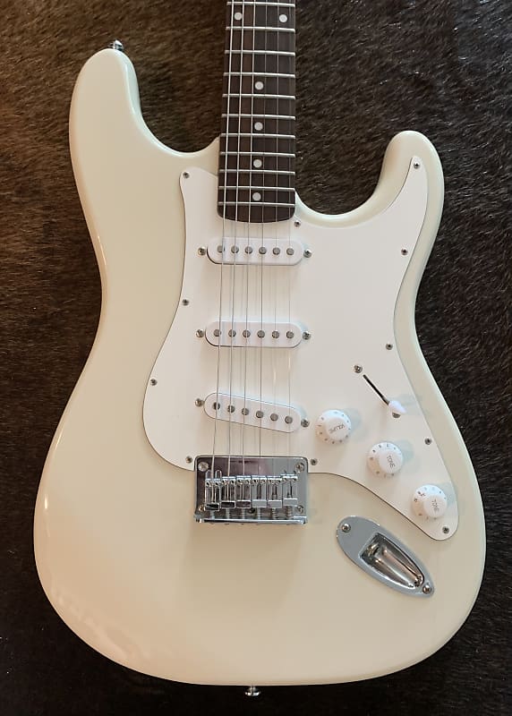 Squier by Fender stratocaster White 美品 Fender Squier Stratocaster White | eBay