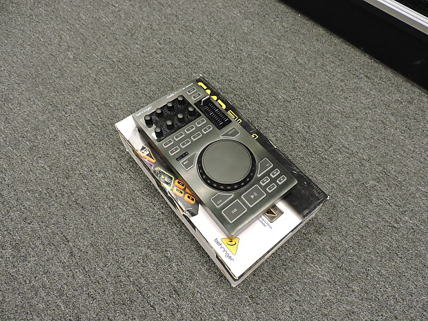 Behringer CMD PL-1 Deck-Based DJ Controller image 1