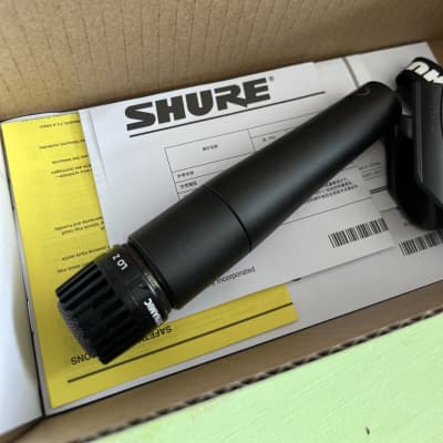 Shure SM57 Cardioid Dynamic Microphone 1984 - Present - Black