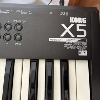 Korg X5 - Black