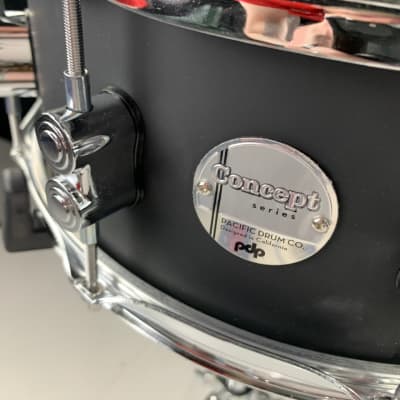 PDP Concept Maple Matching Snare Drum 14x5.5 Satin Black with Chrome Hardware image 4