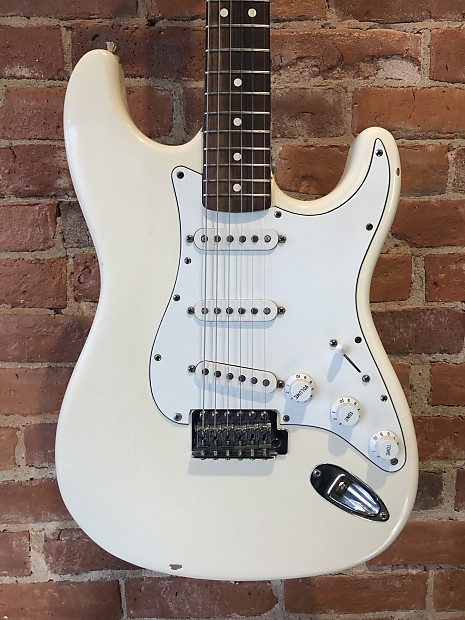 Fender Stratocaster Made in Mexico Olympic White c. 2000 | Reverb