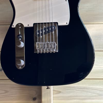 Fender Standard Telecaster 2006 - 2018 - Black Left handed image 2