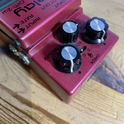 BOSS DM-2W Waza Craft Delay Pedal : Amazon.ca: Musical