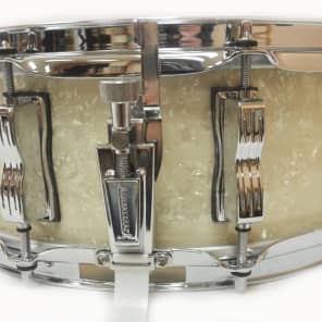 Ludwig LLS354XXNM 5X14" Legacy Classic Snare Vintage White Marine image 4