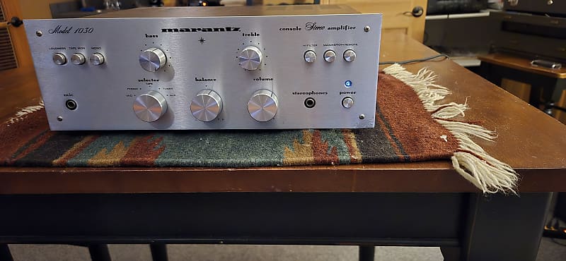 Awesome Marantz 1030  			