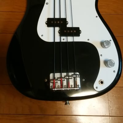 1977-1980 Fresher P-bass, FP 331B, made in Japan, Tuxedo finish,  with hard case, MIJ vintage image 3